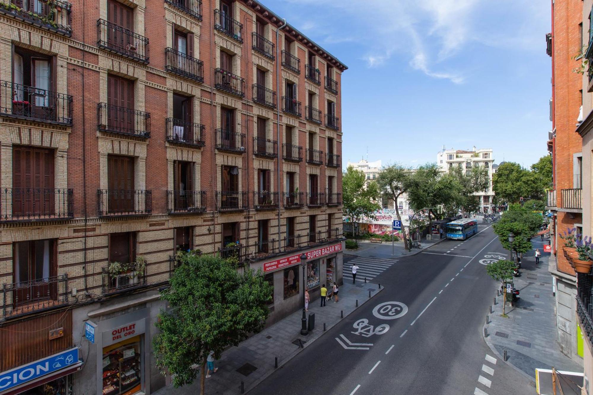 Ferienwohnung Los Ventanales Plaza Mayor Madrid Exterior foto